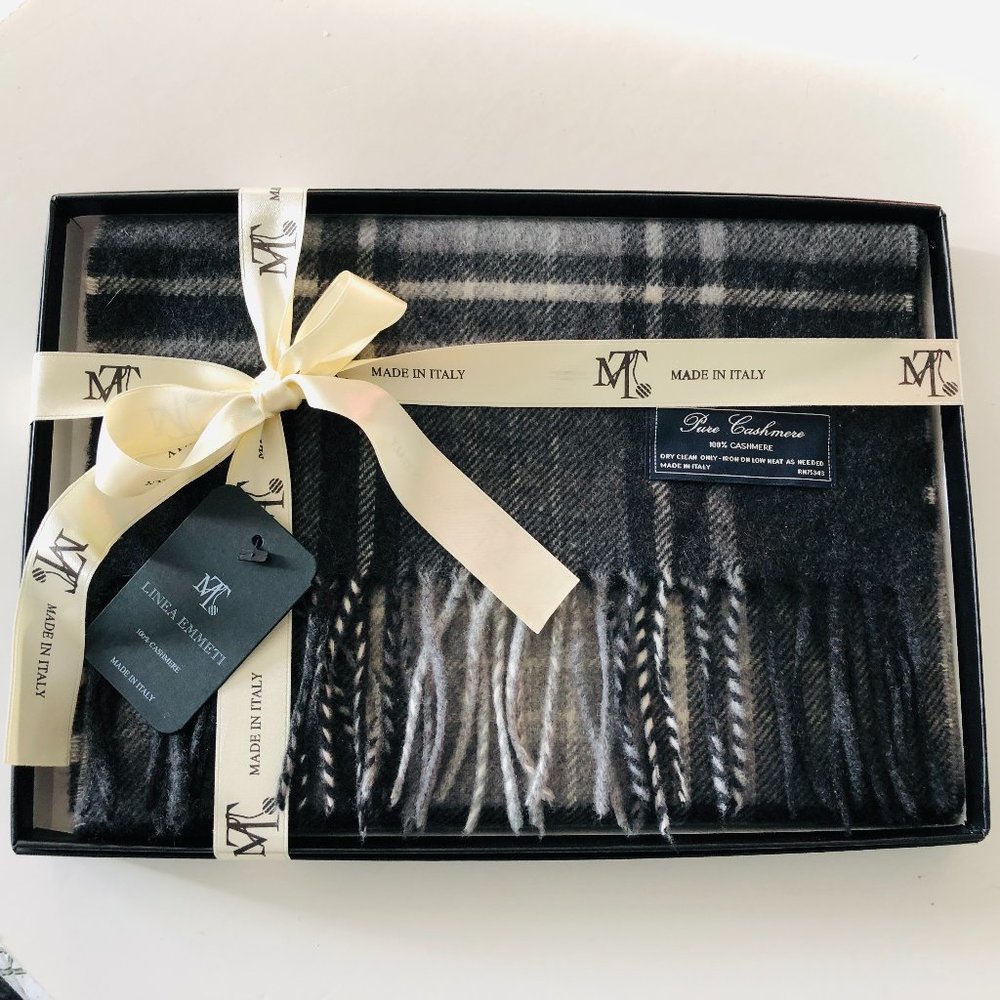 LINEA EMMETI 100% Cashmere with 3" Fringe Scarf NIB
